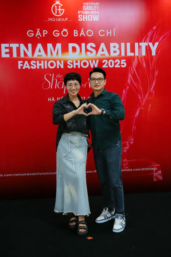 Hoạt động nghệ thuật — Thúy Tô Studio